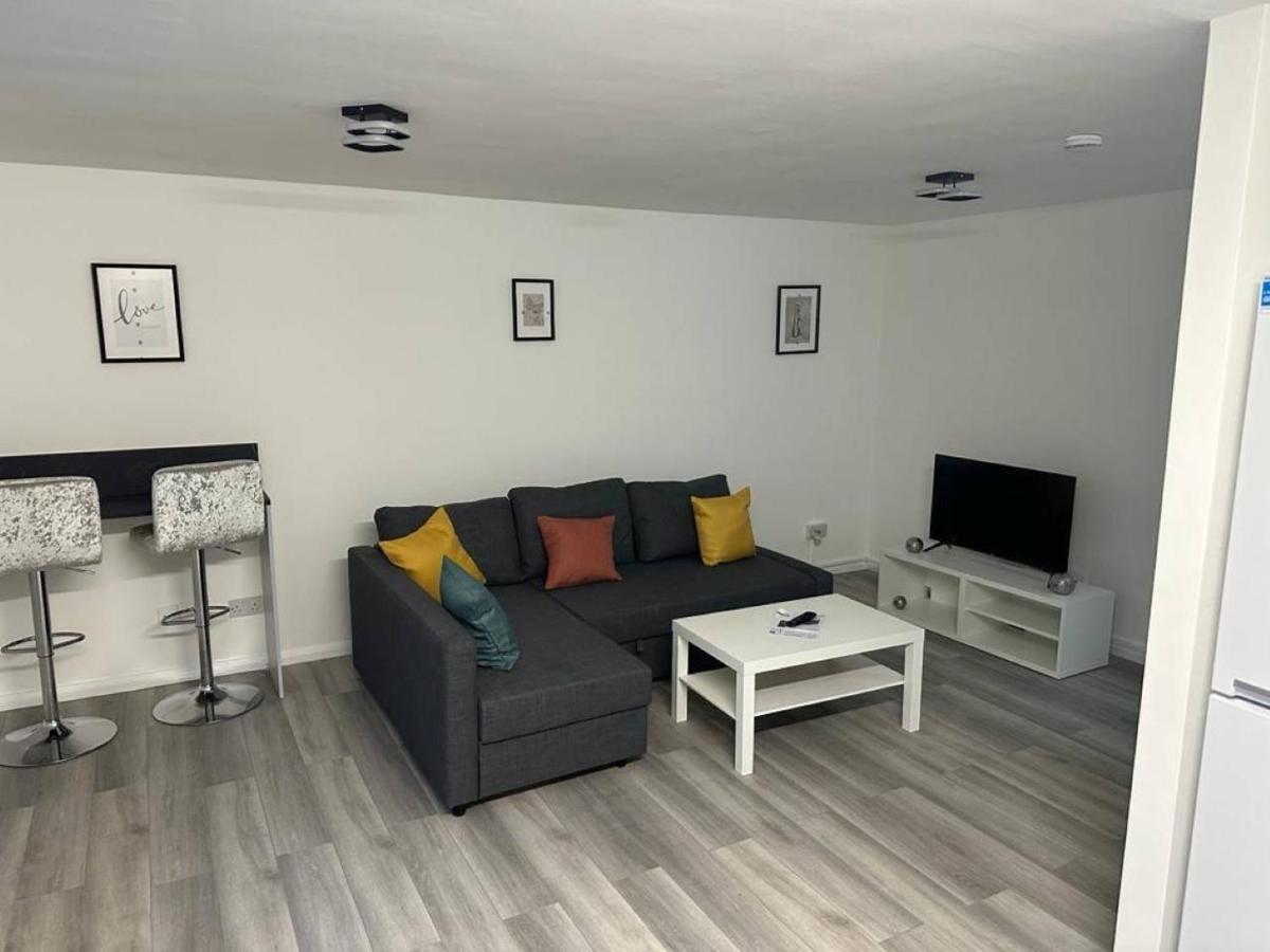 Stylish Apartment At Carlton Grove Лондон Екстер'єр фото